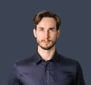 Portrait of Paweł Swatek in a professional pose